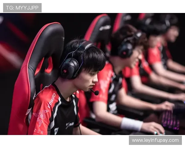 深圳网球队实力分析:聚焦年轻选手与团队协作的崛起之路